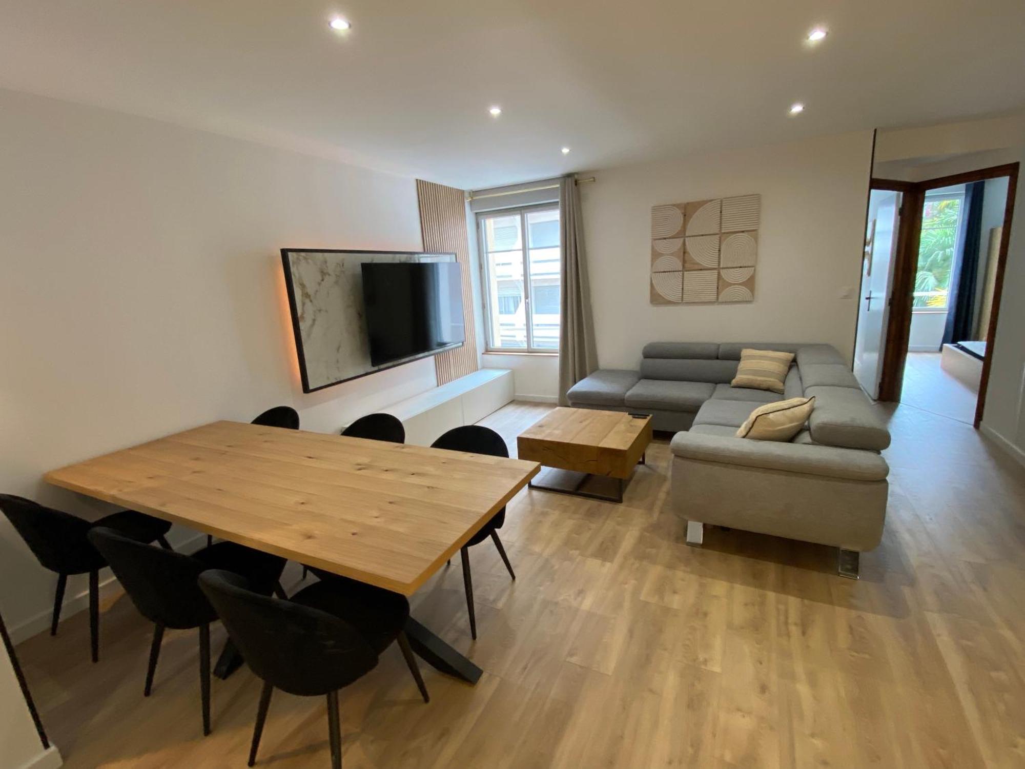 Madonna Elegance, Proche Sanctuaire, 95M2 Apartment Lourdes Luaran gambar